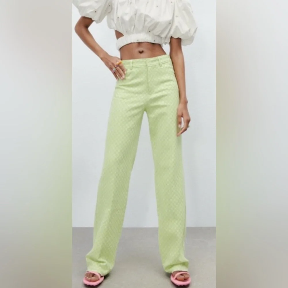 Zara Straight Legged Pant